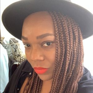 Meet your Posher, Danniell